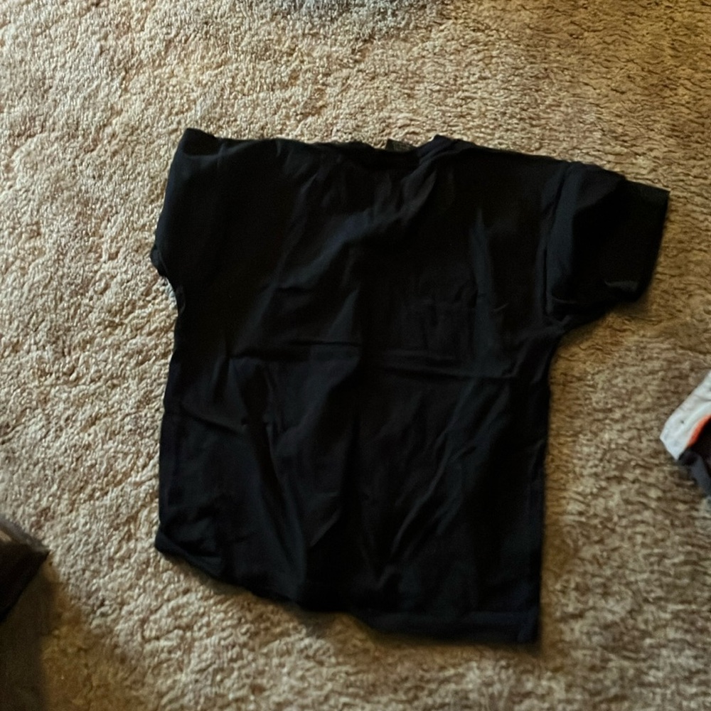 black t shirt
